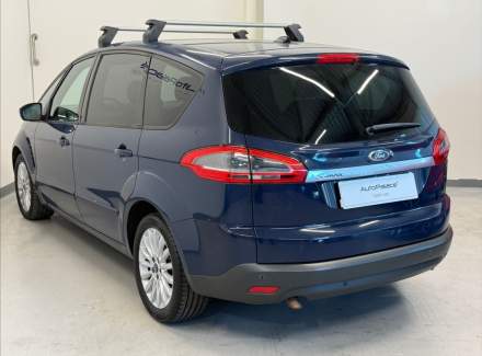 Ford - S-MAX
