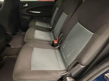 Ford - S-MAX