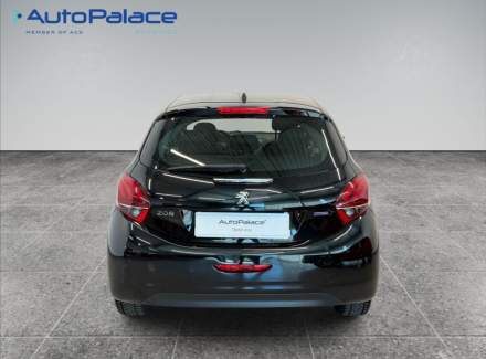 Peugeot - 208