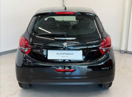 Peugeot - 208