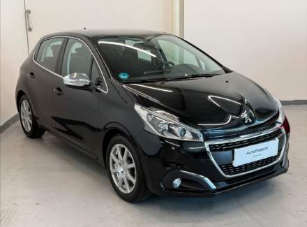 Peugeot - 208