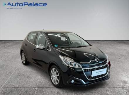 Peugeot - 208