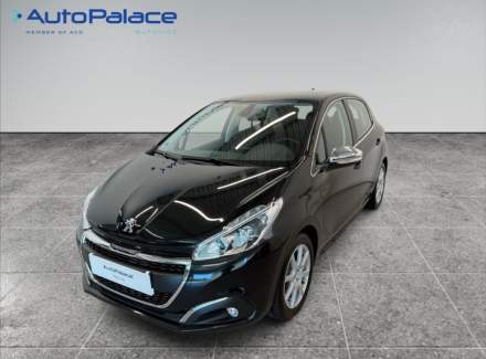 Peugeot - 208