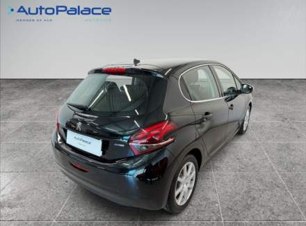 Peugeot - 208