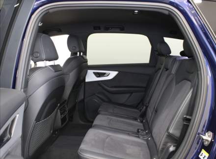 Audi - Q7