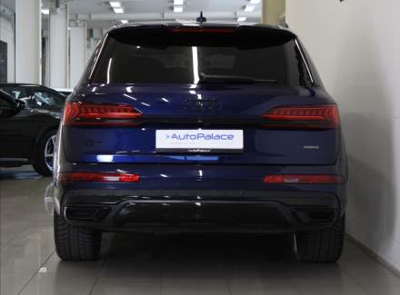 Audi - Q7