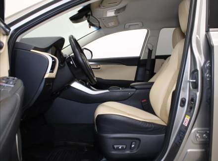 Lexus - NX