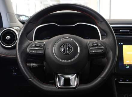 MG - ZS