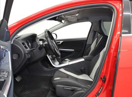 Volvo - V60