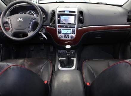 Hyundai - Santa FE