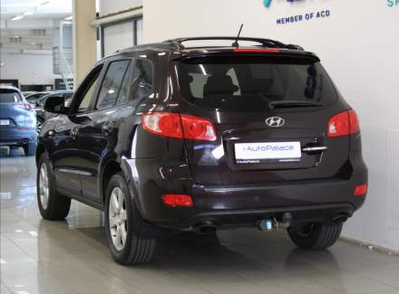 Hyundai - Santa FE