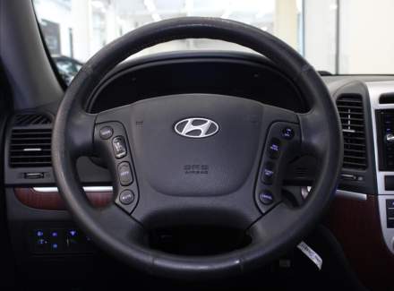 Hyundai - Santa FE