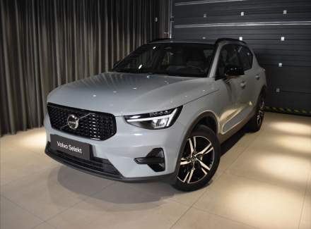 Volvo - XC40