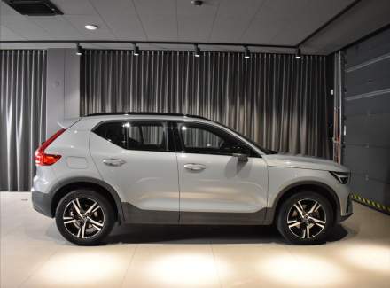 Volvo - XC40