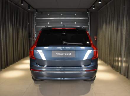 Volvo - XC90