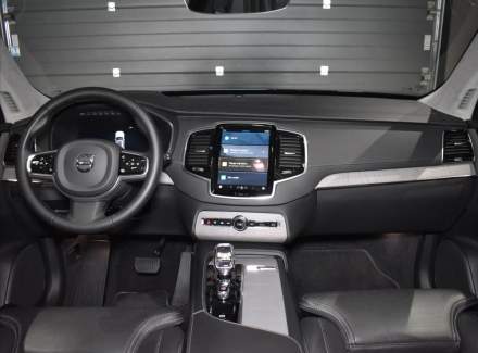 Volvo - XC90