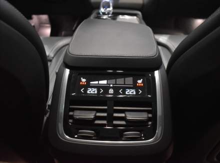 Volvo - XC90