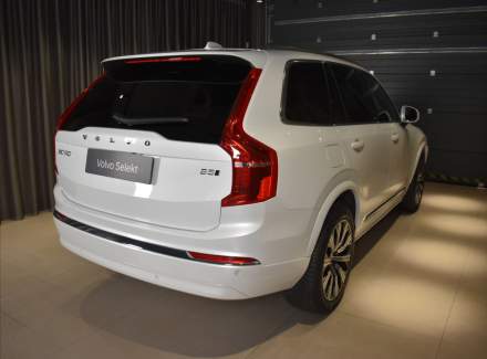 Volvo - XC90