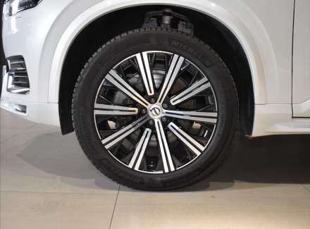 Volvo - XC90