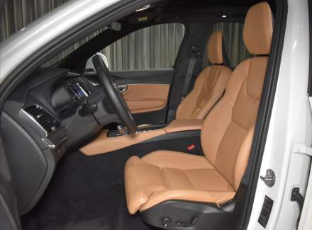 Volvo - XC90