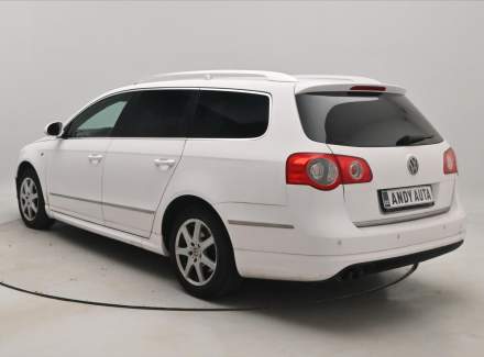 Volkswagen - Passat