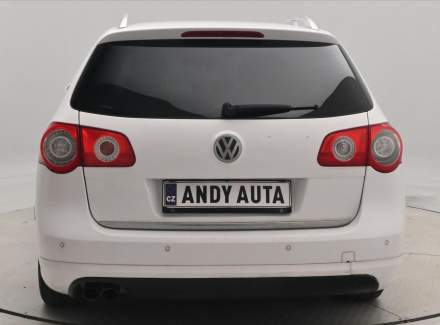Volkswagen - Passat