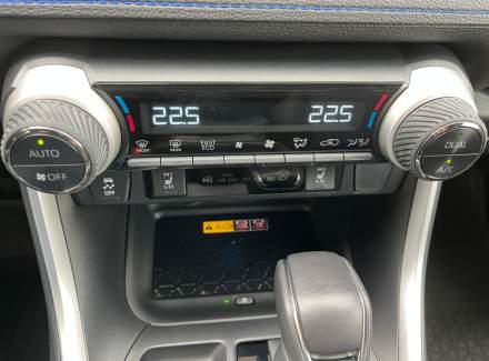 Toyota - RAV 4