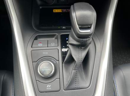 Toyota - RAV 4