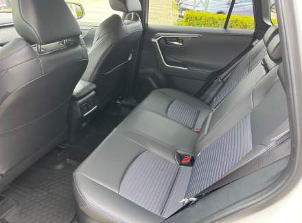 Toyota - RAV 4