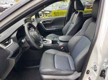 Toyota - RAV 4