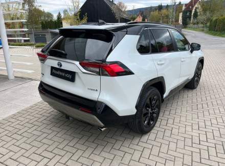 Toyota - RAV 4