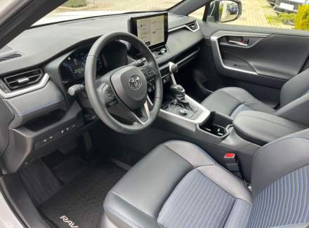 Toyota - RAV 4
