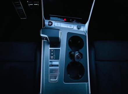Audi - A6