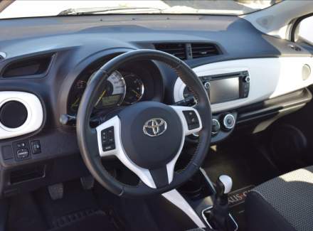 Toyota - Yaris