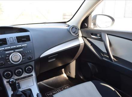 Mazda - 3