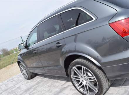 Audi - Q7