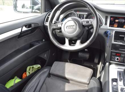 Audi - Q7