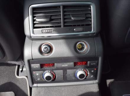 Audi - Q7