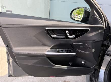 Mercedes-Benz - C-class