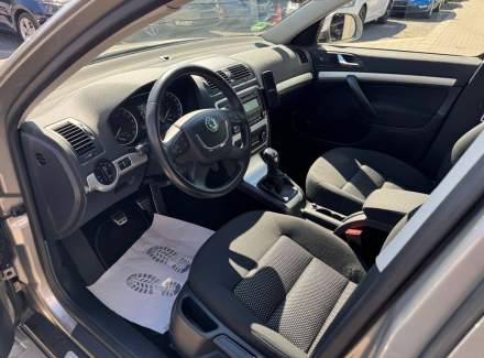 Škoda - Octavia