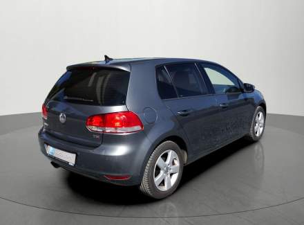 Volkswagen - Golf