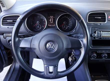 Volkswagen - Golf