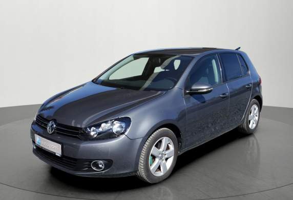 Volkswagen - Golf