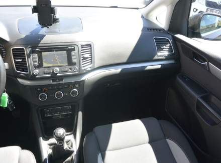 Volkswagen - Sharan
