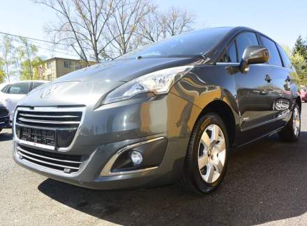 Peugeot - 5008