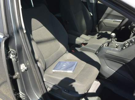Peugeot - 5008