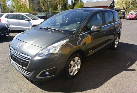 Peugeot - 5008