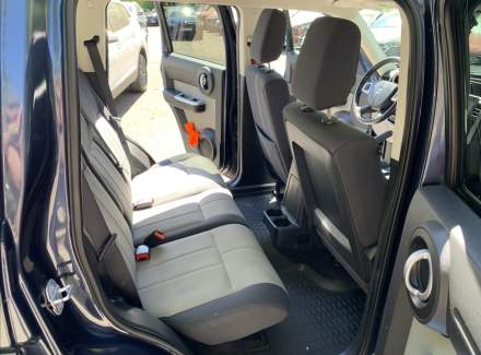 Dodge - Nitro
