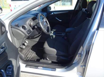 Ford - Mondeo