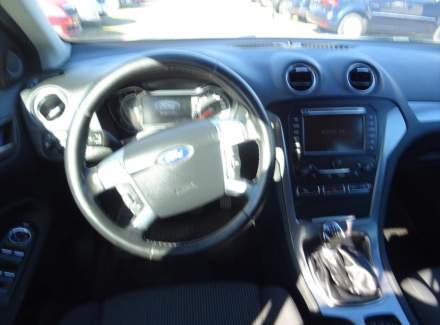Ford - Mondeo